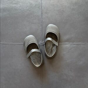 CROCS - Toddler Girls Black  Mary Jane Slip-On Shoes